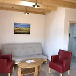 Han/Misafirhane Carolinger Huettendorf Weyer (Limburg-Weilburg)