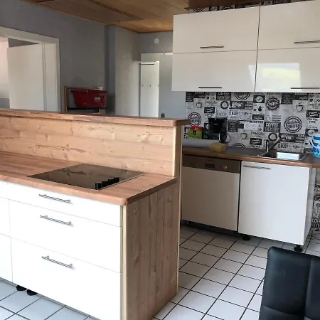 Carolinger Huettendorf Penzion