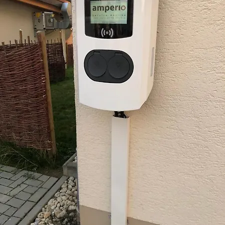 Carolinger Huettendorf Penzion Weyer (Limburg-Weilburg)