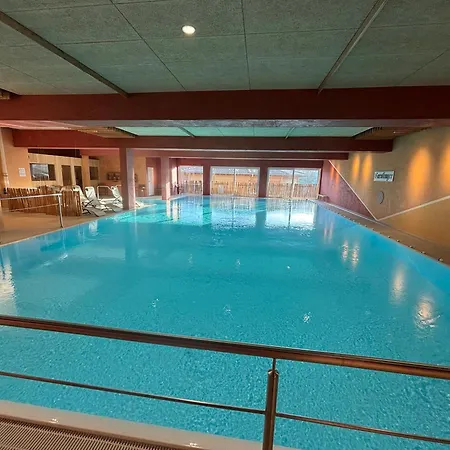 Carolinger Huettendorf