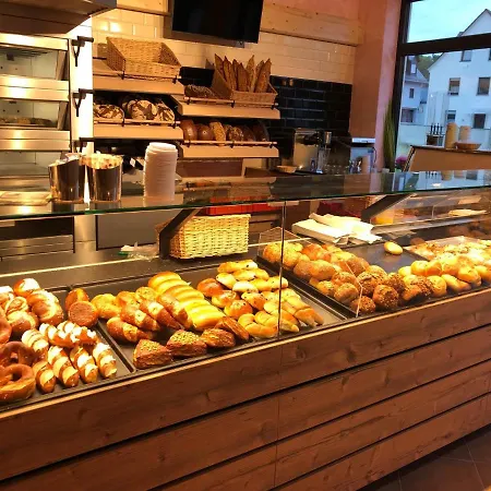 Herberg Carolinger Huettendorf