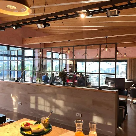 Carolinger Huettendorf 3* Weyer (Limburg-Weilburg)