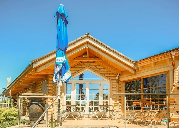 Carolinger 3* Weyer (Limburg-Weilburg)